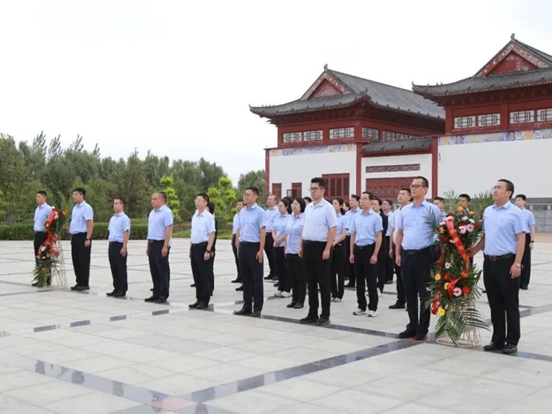 未命名_副本.jpg 未命名_副本.jpg