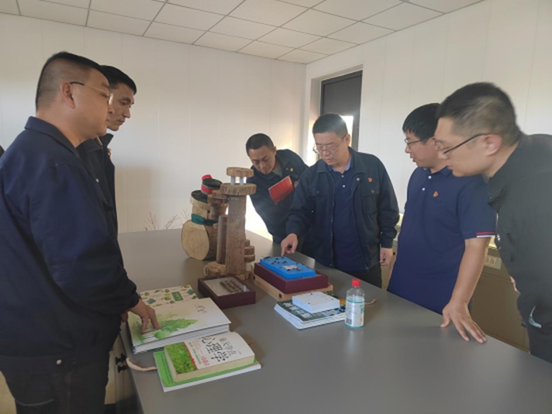 未命名_副本.jpg 未命名_副本.jpg