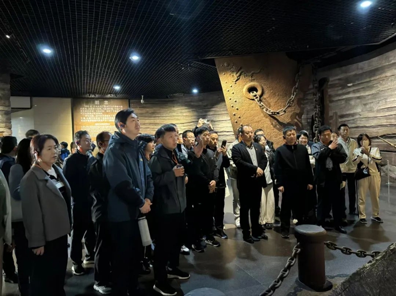 未命名_副本.jpg 未命名_副本.jpg