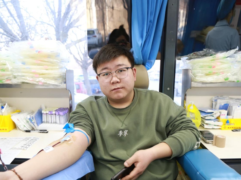 未命名_副本.jpg 未命名_副本.jpg