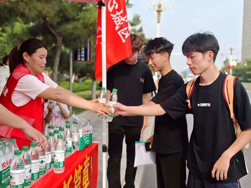 未命名_副本.jpg 未命名_副本.jpg