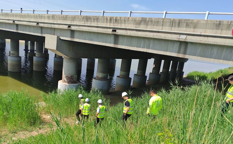 未命名_副本.jpg 未命名_副本.jpg