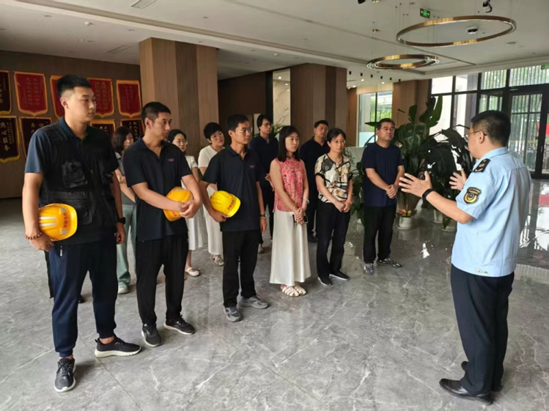 未命名_副本.jpg 未命名_副本.jpg