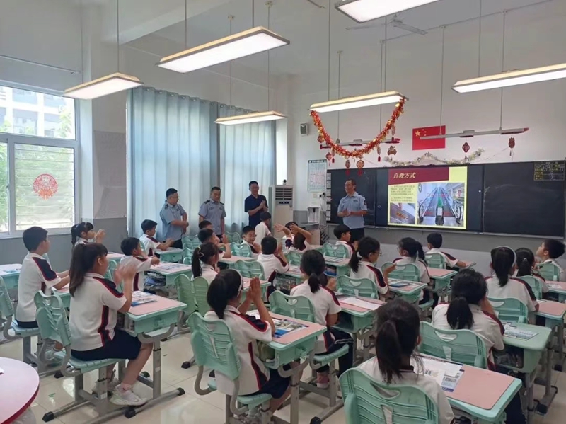 未命名_副本.jpg 未命名_副本.jpg