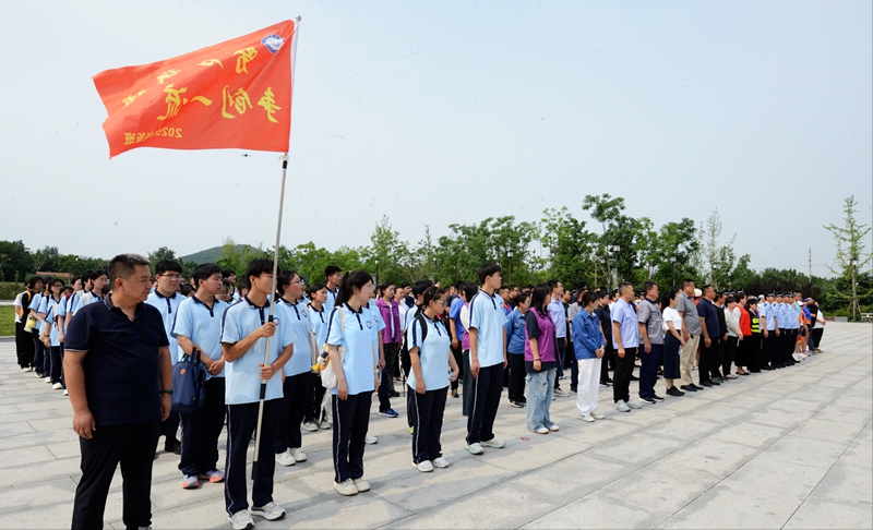 未命名_副本.jpg 未命名_副本.jpg