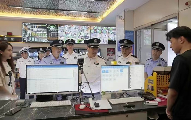 未命名_副本.jpg 未命名_副本.jpg