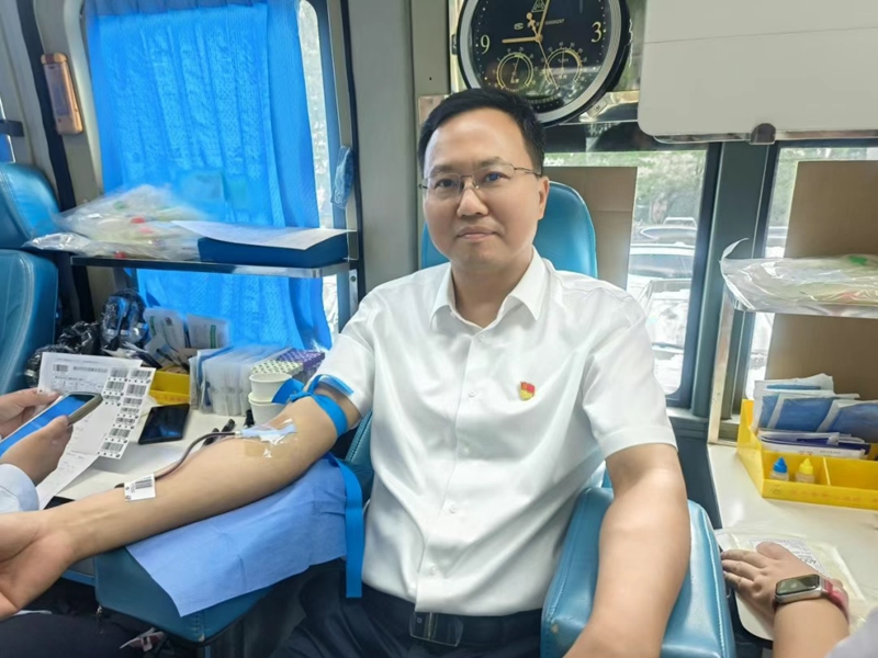 未命名_副本.jpg 未命名_副本.jpg