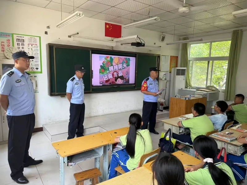 未命名_副本.jpg 未命名_副本.jpg