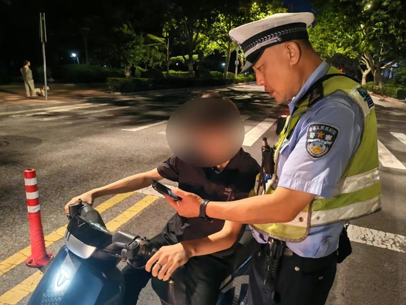 未命名_副本.jpg 未命名_副本.jpg