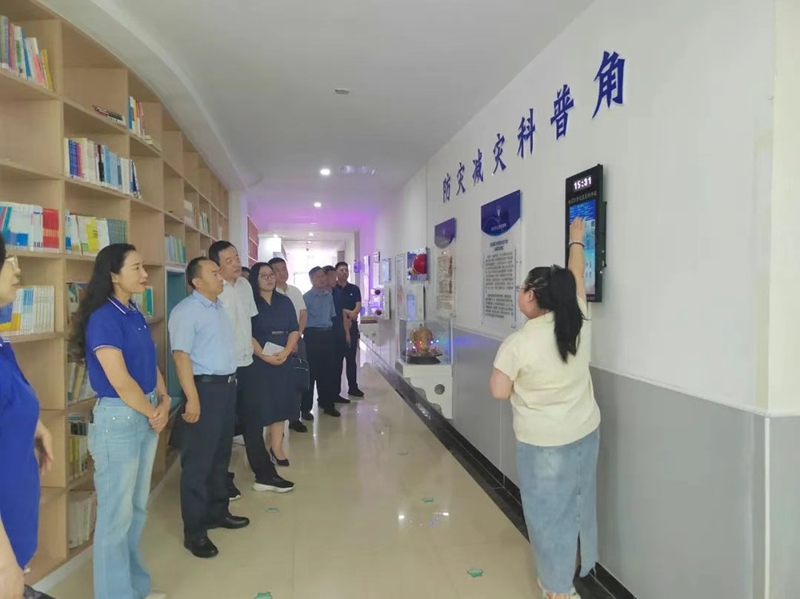 未命名_副本.jpg 未命名_副本.jpg