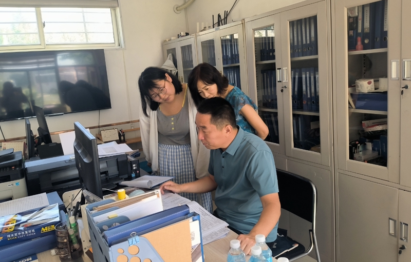 未命名_副本.jpg 未命名_副本.jpg