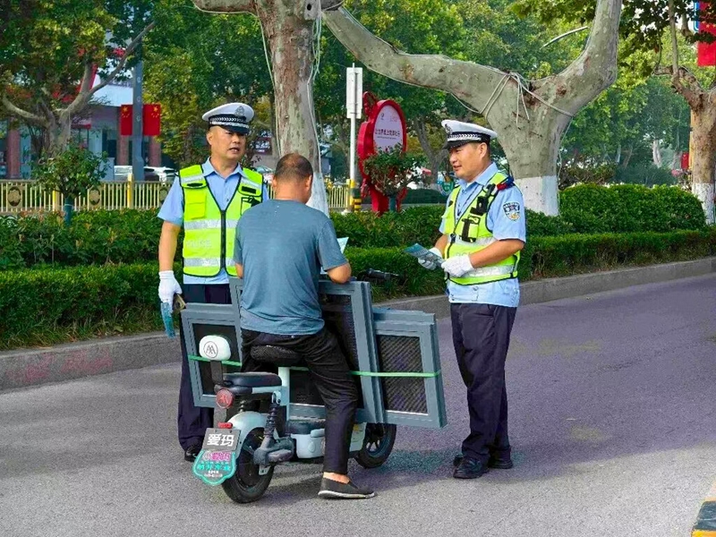 未命名_副本.jpg 未命名_副本.jpg