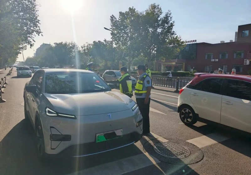 未命名_副本.jpg 未命名_副本.jpg