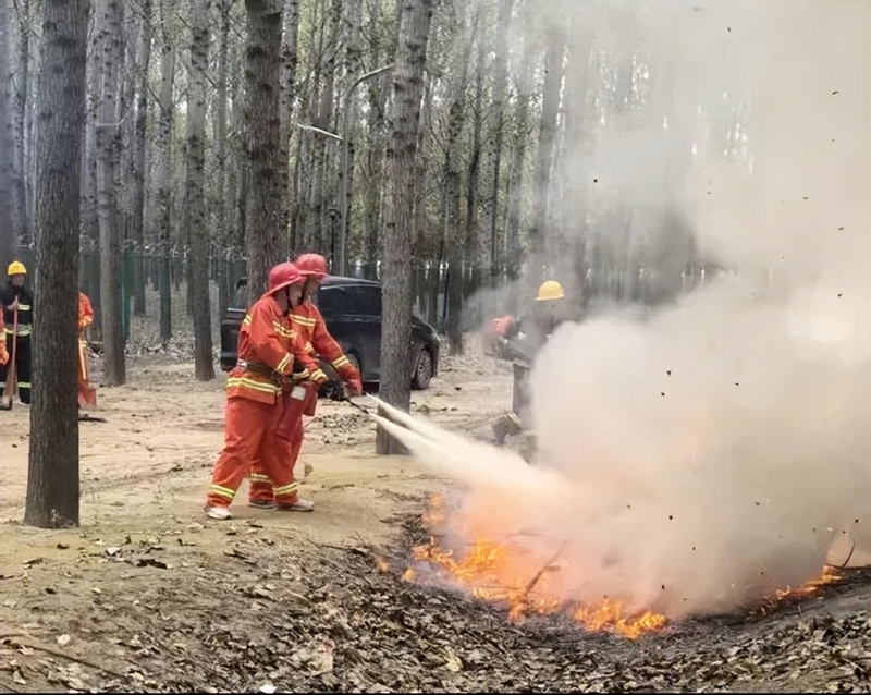 未命名_副本.jpg 未命名_副本.jpg
