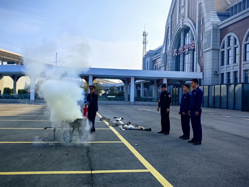 未命名_副本.jpg 未命名_副本.jpg