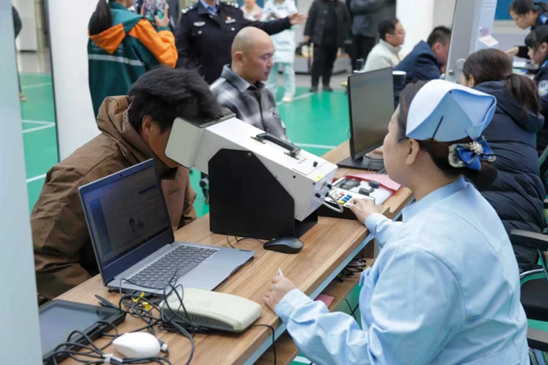 未命名_副本.jpg 未命名_副本.jpg